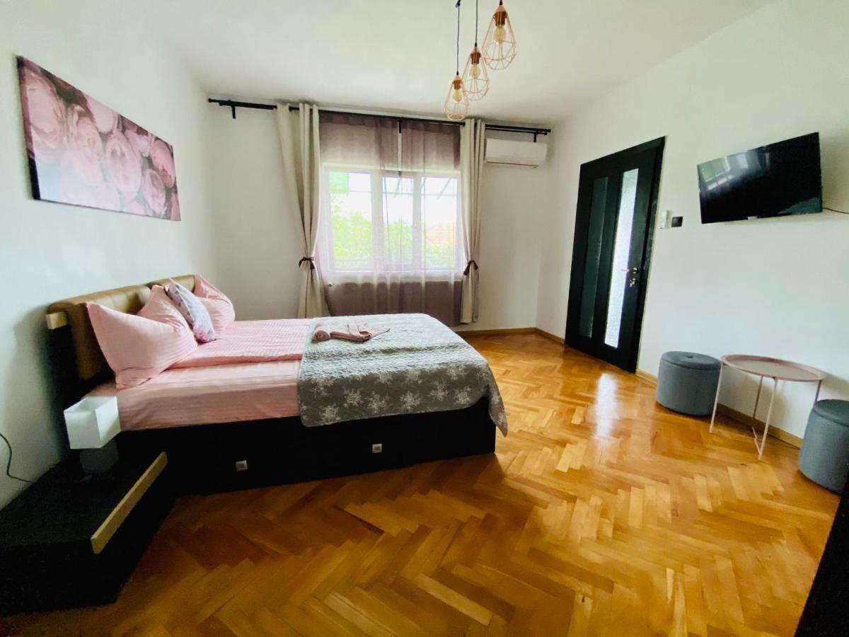 Holiday Home Esku Orşova 외부 사진